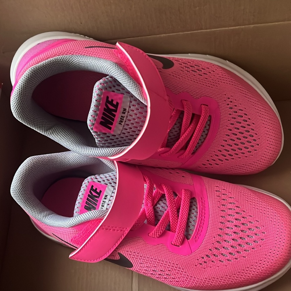 Nike Kids Pink Running Shoes